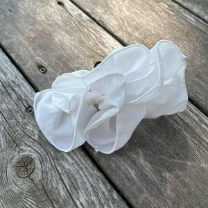 white pearl embellished ribbon plastic banana hair clip